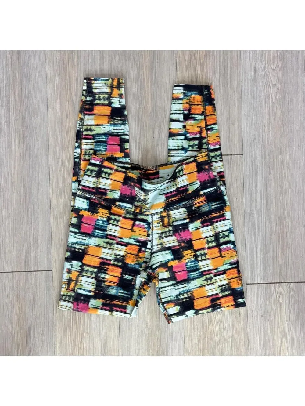 Nike Dri-Fit Women's Size Small Abstract Printed Leggings Multicolor High Rise